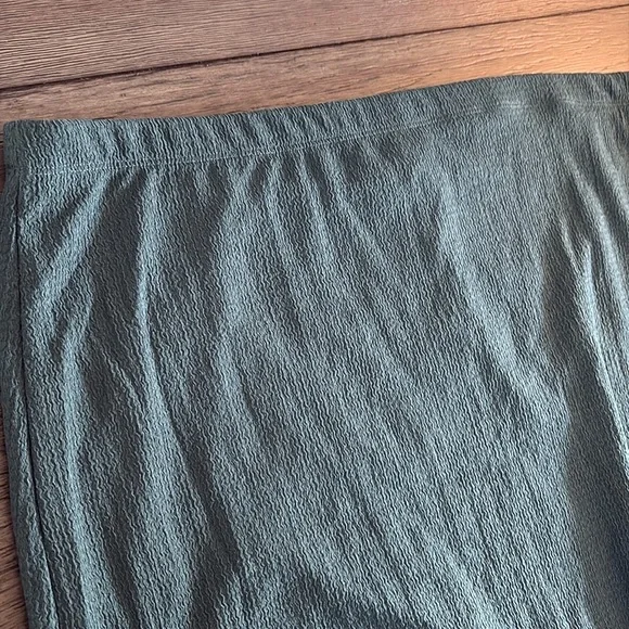 NWT Lot of 2x [Almost Famous] Green Ruched Top & Maxi Skirt, Women’s Plus 2X, 3X - Picture 8 of 11